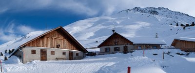 juifenalmpanor.jpg (1.87 MiB) 17154 mal betrachtet Die Juifenalm