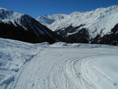 DSCN4155.JPG (700.7 KiB) 10917 mal betrachtet Blick Richtung Zischgeles