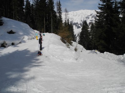 Kurve bei der Abzweigung zur Auffangalm