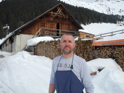 DSCN4273.JPG (634.78 KiB) 28203 mal betrachtet Werner der Wirt - ehemaliger Wirt der Kemater Alm