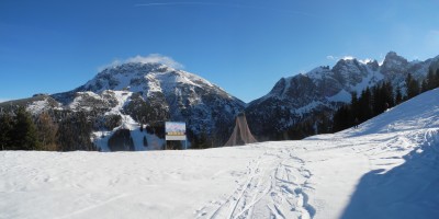 Panorama von der Hütte mit Nockspitze