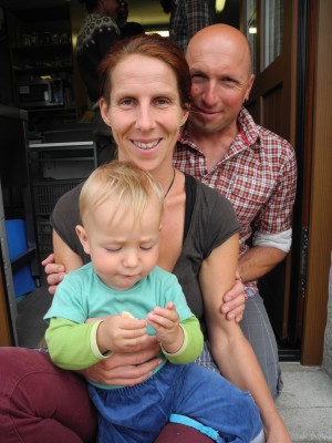 DSCN0915.JPG (985.65 KiB) 13390 mal betrachtet Judith mit Leo und Josef