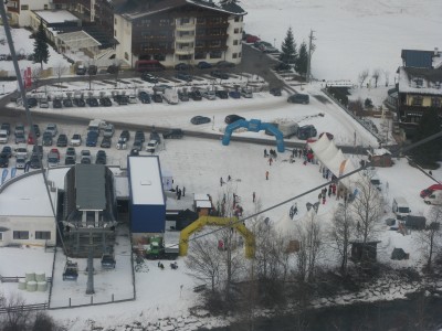 Testival rechts der Talstation der 11er Lifte.